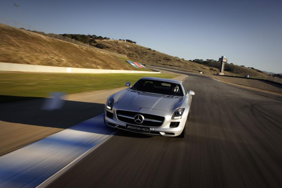  Mercedes-Benz SLS AMG 2010 года  (фото 482 из 526)